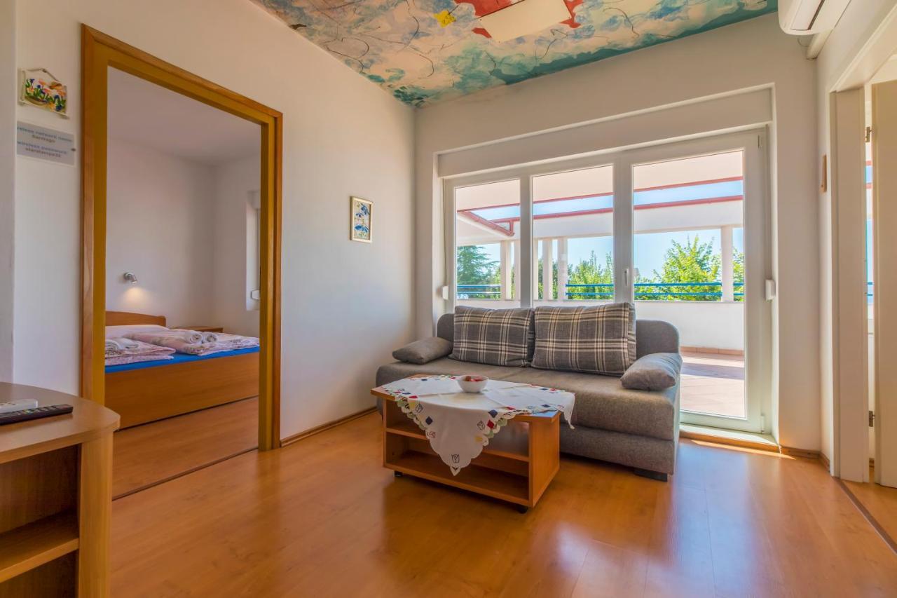 Apartment Katnic 1-2-3 ซริกเวนิซา ภายนอก รูปภาพ